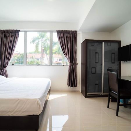 Crystal Garden Hotel Куала Лумпур Екстериор снимка