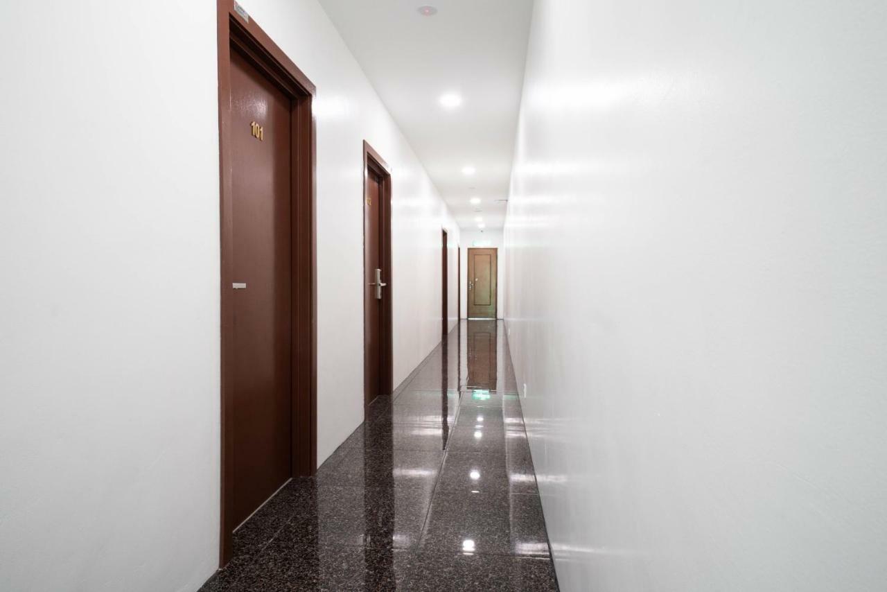Crystal Garden Hotel Куала Лумпур Екстериор снимка